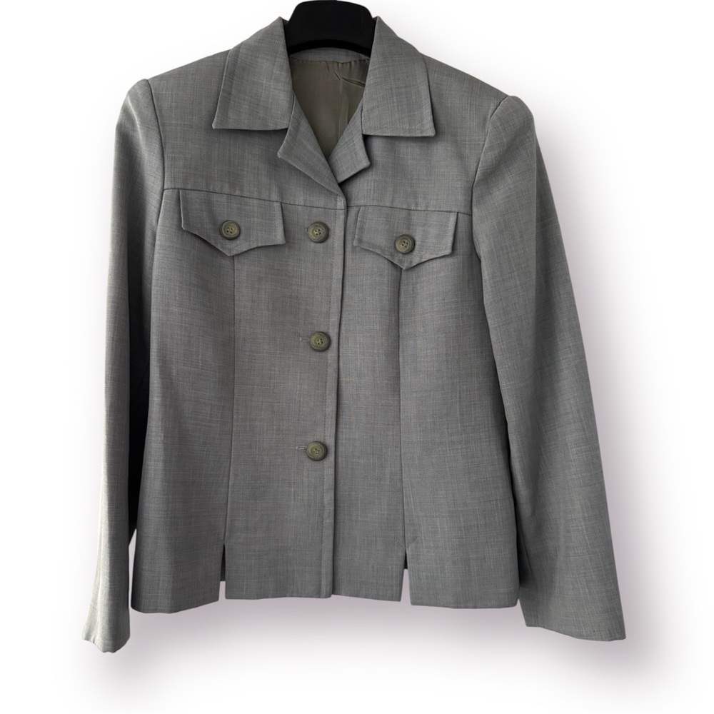 Custom-tailored Women's Suit Jacket - Picture 2 of 6
